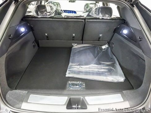 New 2025 Cadillac Lyriq Sport w/ LPO, Floor Liner Package AWD/4WD image 20