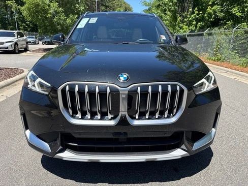 Used 2025 BMW X1 xDrive28i w/ Technology Package AWD/4WD image 3