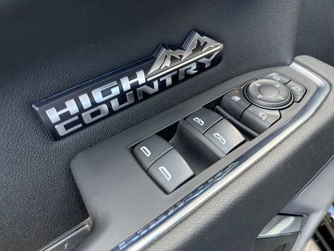 Used 2024 Chevrolet Silverado 1500 High Country w/ High Country Premium Package AWD/4WD image 13