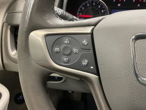 Used 2019 GMC Terrain Denali w/ Advanced Safety Package image 18