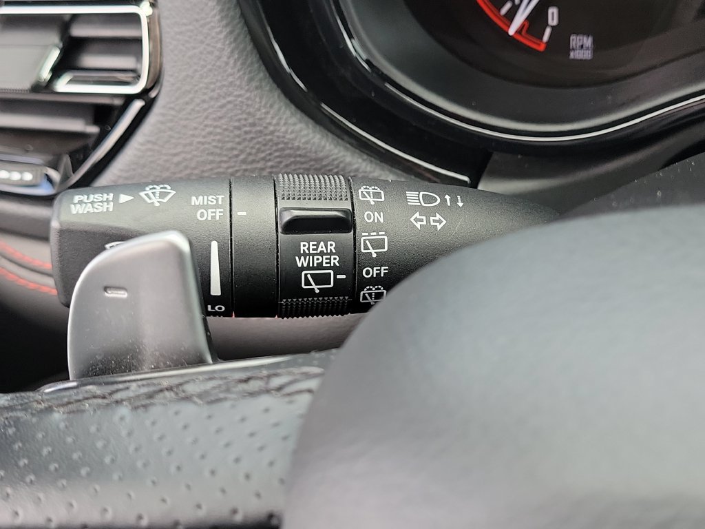 Used 2025 Dodge Durango GT AWD/4WD image 11