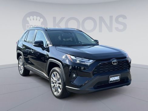 Used 2025 Toyota RAV4 XLE Premium w/ Weather Package AWD/4WD image 2