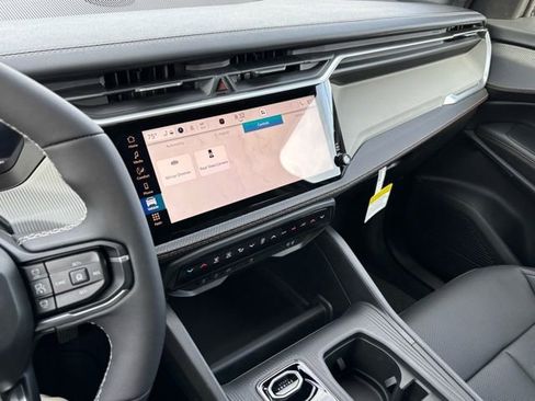 New 2026 Jeep Cherokee Limited AWD/4WD image 33