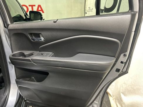 Used 2019 Honda Pilot Elite image 14