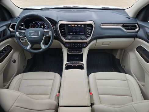 Used 2020 GMC Acadia Denali image 17