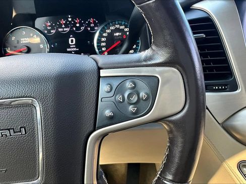 Used 2017 GMC Yukon Denali w/ Open Road Package AWD/4WD image 12