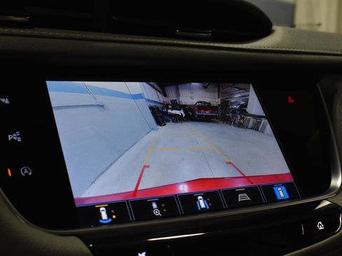 Used 2023 Cadillac XT5 Premium Luxury w/ Technology Package image 21