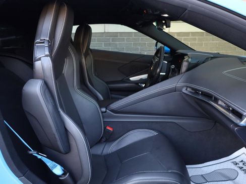 Used 2021 Chevrolet Corvette Stingray Coupe w/ 1LT RWD image 21