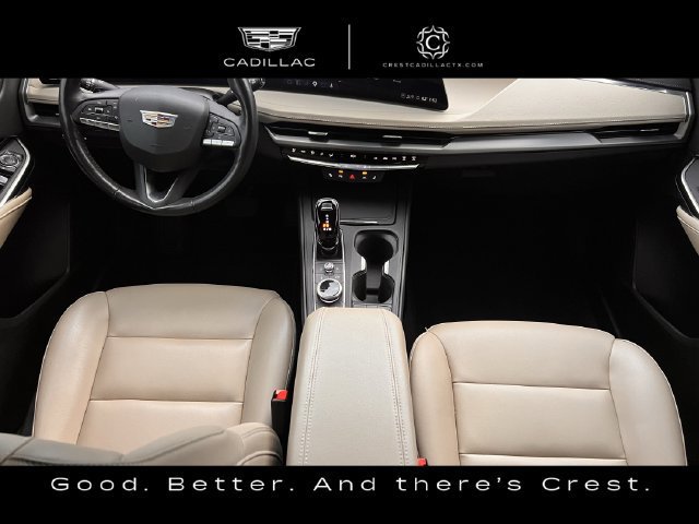 Used 2024 Cadillac XT4 Luxury w/ Cold Weather Package FWD image 12