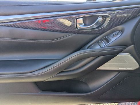 Used 2018 INFINITI Q60 Red Sport 400 w/ Pro Active Package image 8