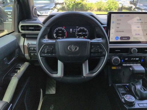 Certified 2026 Toyota 4Runner TRD Off-Road Premium AWD/4WD image 15