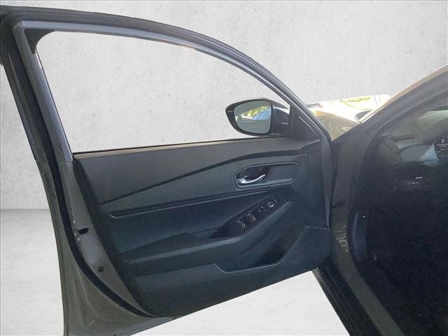 Used 2025 Honda Accord SE image 15