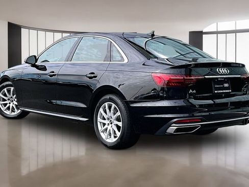 Used 2023 Audi A4 2.0T Premium w/ Convenience Package image 4