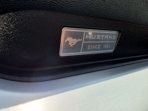 Used 2016 Ford Mustang Premium RWD image 18