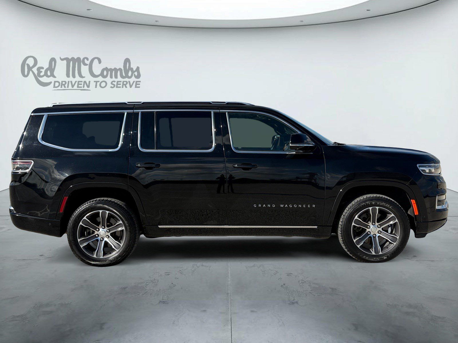 Used 2022 Jeep Grand Wagoneer Series I AWD/4WD image 4
