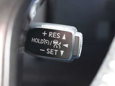 Used 2022 Toyota 4Runner TRD Off-Road Premium image 33