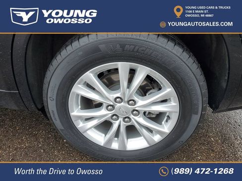 Certified 2024 Cadillac XT6 Luxury AWD/4WD image 32