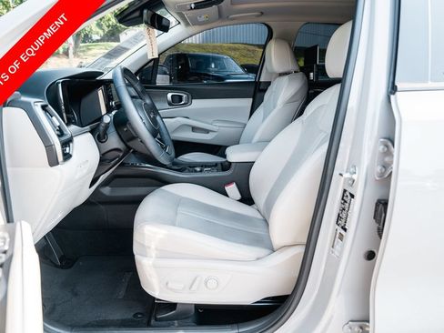 Used 2023 Kia Sorento EX w/ Panoramic Sunroof Package FWD image 25