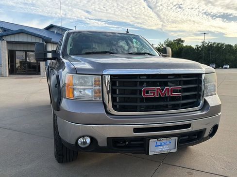 Used 2008 GMC Sierra 2500 SLE w/ SLE2 Preferred Package AWD/4WD image 33