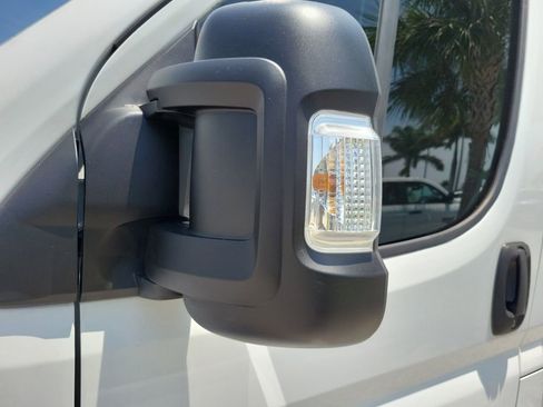 Used 2023 RAM ProMaster 2500 FWD image 7