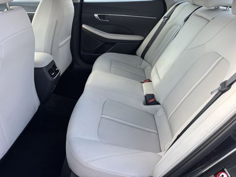 Used 2023 Hyundai Sonata SEL w/ Convenience Package image 15