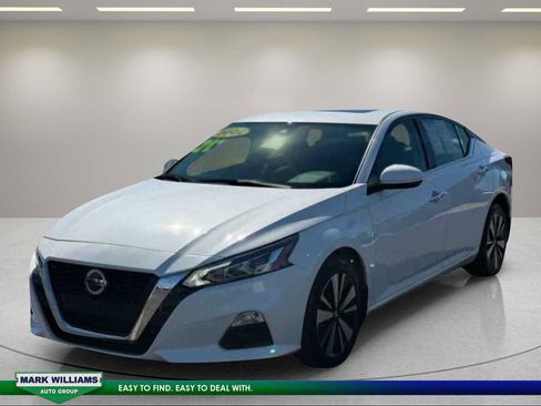 Used 2022 Nissan Altima 2.5 SV w/ SV Premium Package AWD/4WD image 56