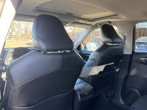 Used 2022 Toyota Highlander Limited image 15