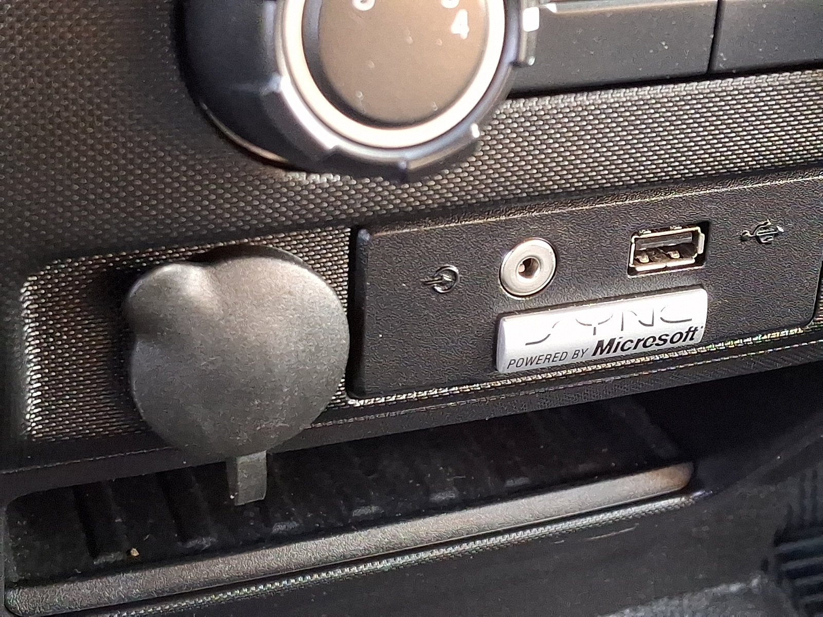 Used 2014 Ford F150 STX w/ Equipment Group 201A Mid AWD/4WD image 21