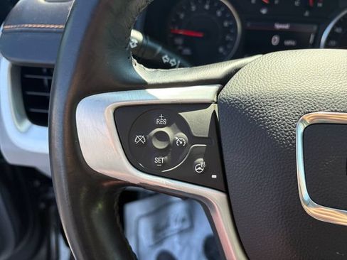 Used 2019 GMC Terrain SLT w/ Preferred Package FWD image 24