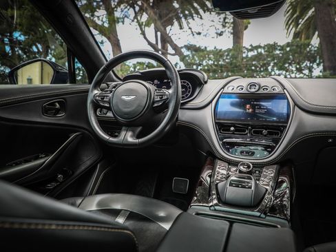 Used 2023 Aston Martin DBX 707 AWD/4WD image 23
