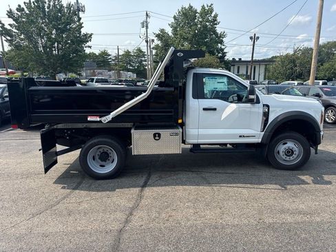 New 2026 Ford F550 4x4 Regular Cab Super Duty image 5