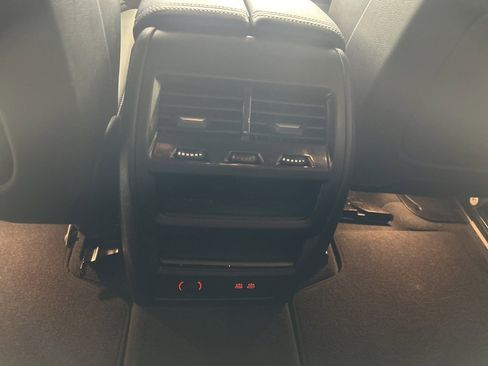 Used 2024 BMW X5 xDrive40i w/ Premium Package image 35