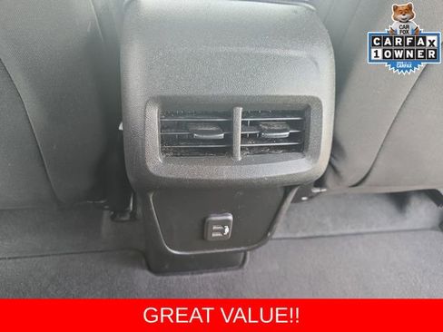Used 2022 Chevrolet Equinox LS AWD/4WD image 15