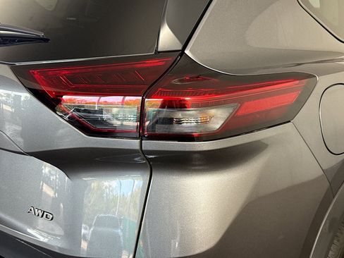 Used 2026 Nissan Rogue SV image 34