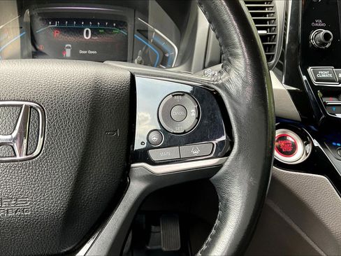 Used 2019 Honda Odyssey Elite image 12
