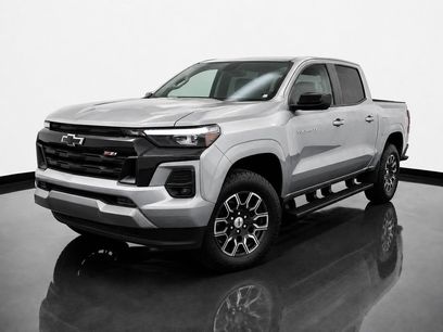 Used 2023 Chevrolet Colorado Z71 w/ Z71 Convenience Package 2