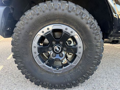 Used 2022 Ford Bronco 2-Door AWD/4WD image 9