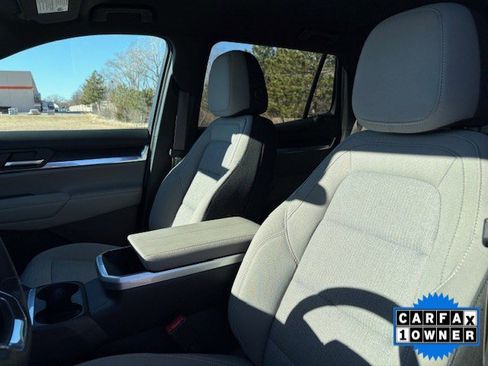 Used 2025 GMC Terrain Elevation w/ LPO, Floor Liner Package image 3