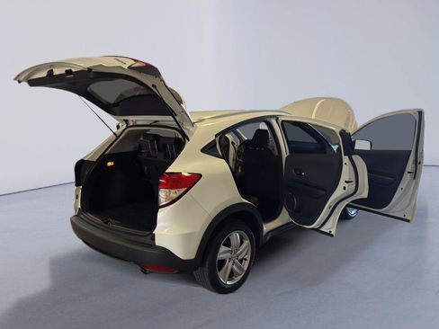 Used 2019 Honda HR-V EX image 14