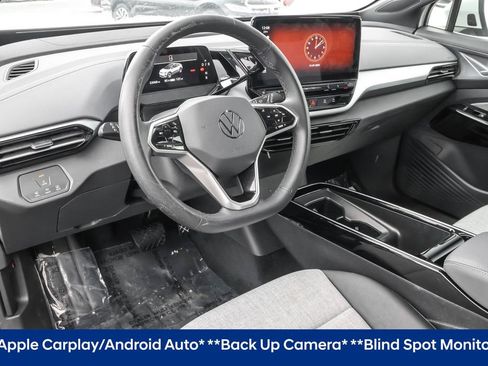Used 2023 Volkswagen ID.4 Pro image 4