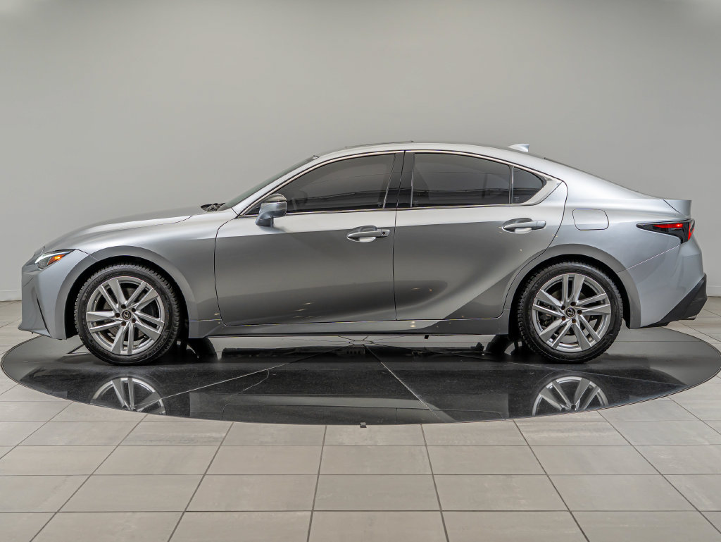 Used 2021 Lexus IS 300 AWD w/ Comfort Package image 5