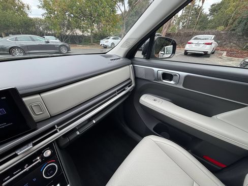 Used 2026 Hyundai Santa Fe SEL AWD/4WD image 33
