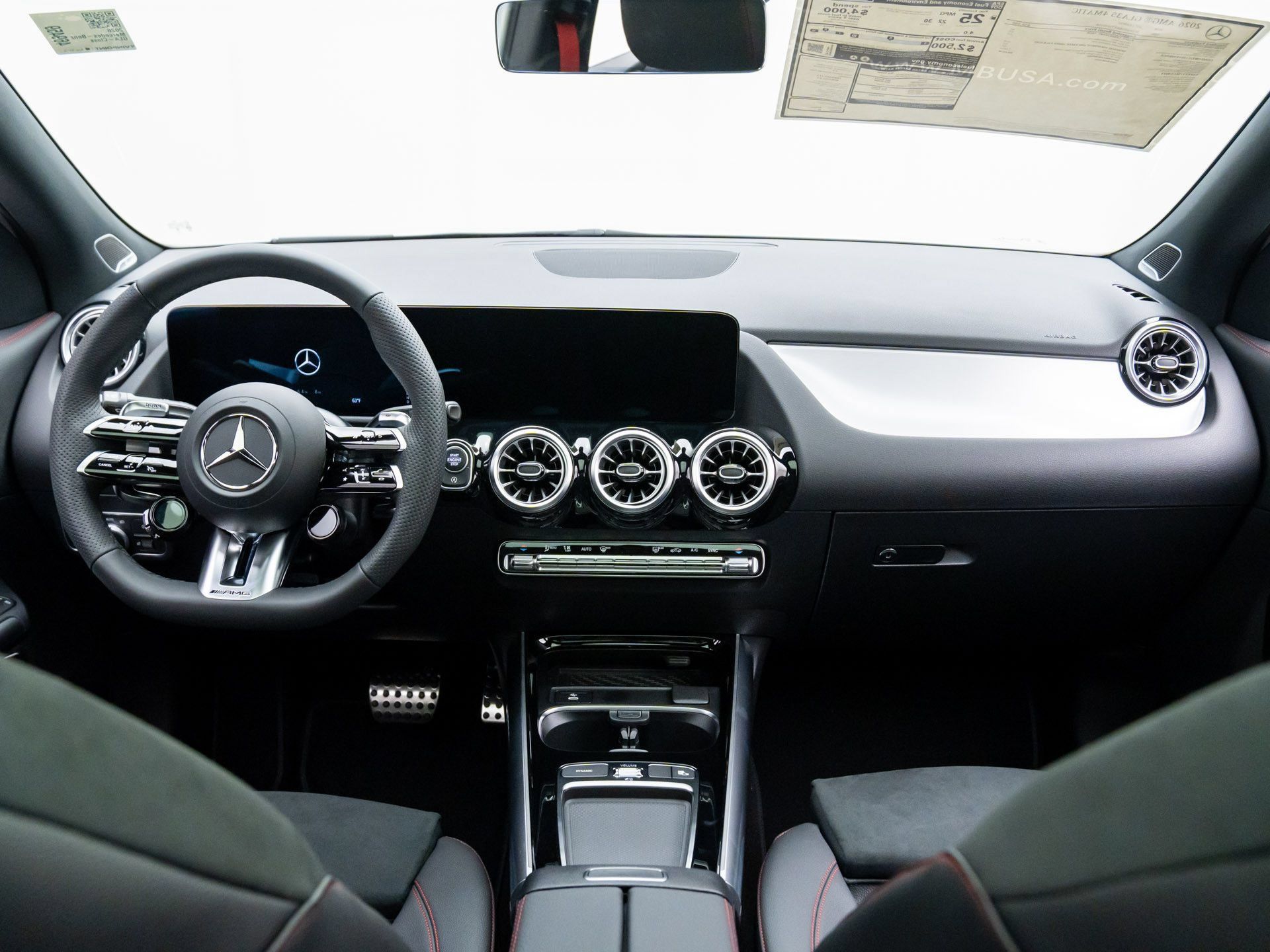New 2026 Mercedes-Benz GLA 35 AMG 4MATIC image 10