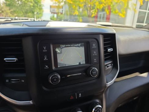 Used 2019 RAM 3500 Big Horn AWD/4WD image 17