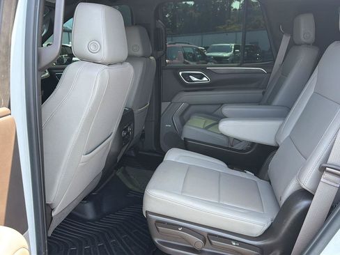 Used 2023 Chevrolet Tahoe Z71 AWD/4WD image 11