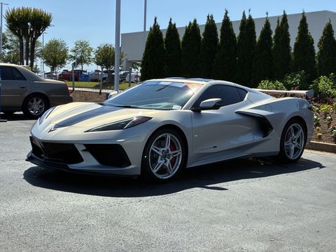 Used 2022 Chevrolet Corvette Stingray Preferred Cpe w/ Z51 Performance Package image 9