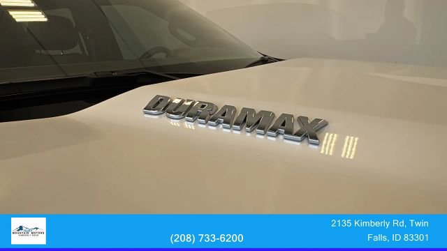 Used 2024 Chevrolet Silverado 1500 High Country w/ Technology Package AWD/4WD image 10