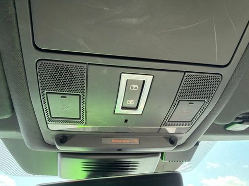 Used 2020 Land Rover Discovery Sport SE R-Dynamic AWD/4WD image 29