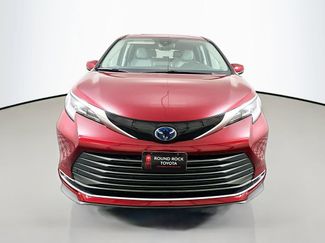 Used 2021 Toyota Sienna Limited video 2