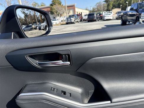 Used 2024 Toyota Highlander XSE image 27